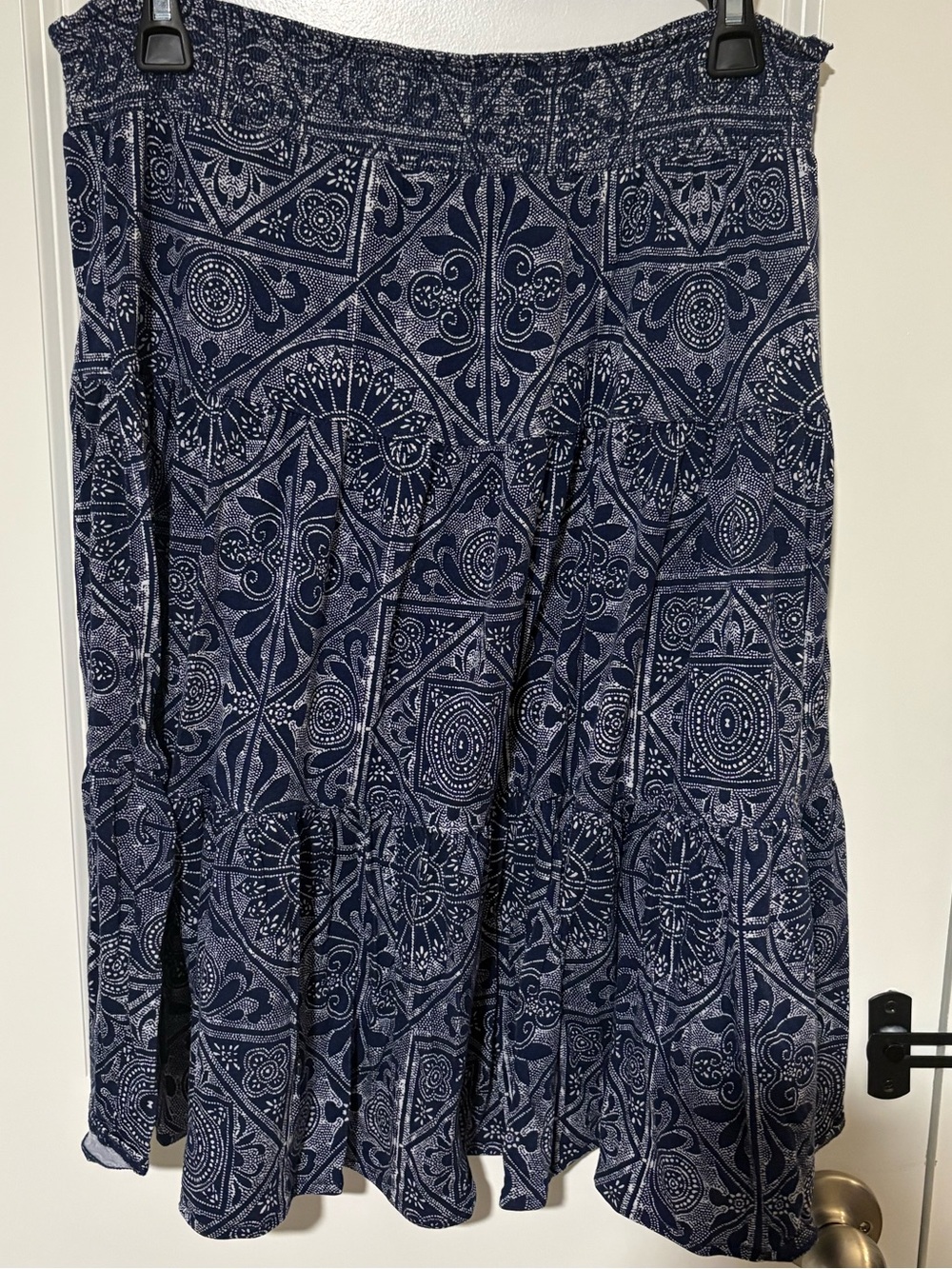 St. John’s Bay Petite Navy Medallion Print Skirt Size PM